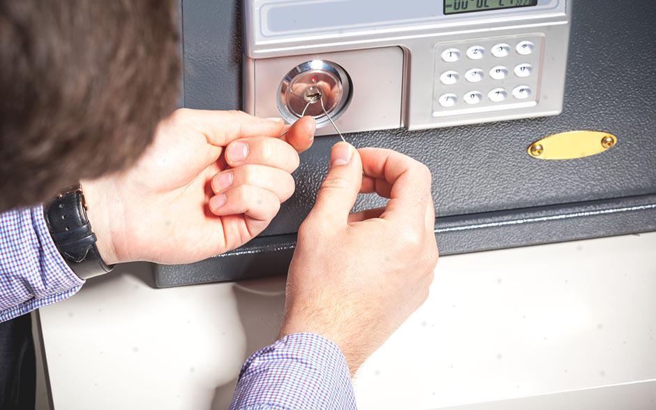 ouverture de porte claquée serrurier Gennevilliers
