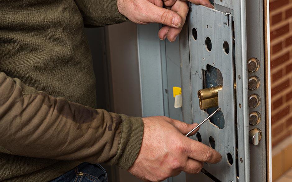 ouverture de porte claquée serrurier Gennevilliers